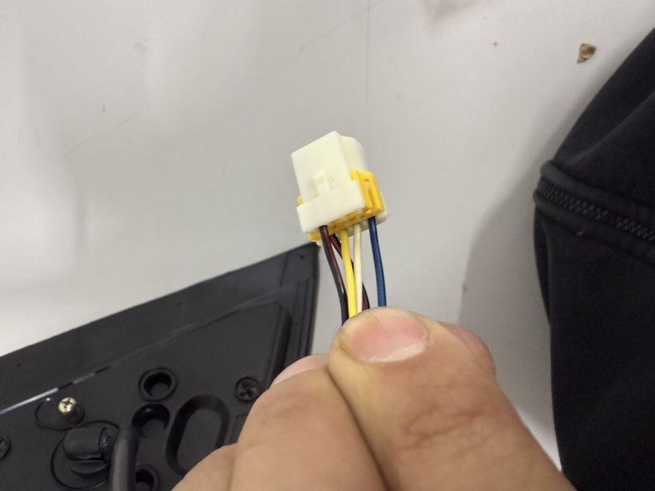 Зеркало Паджеро 3