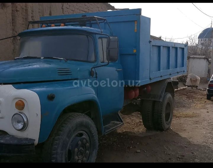 Грузовик ЗиЛ 86.