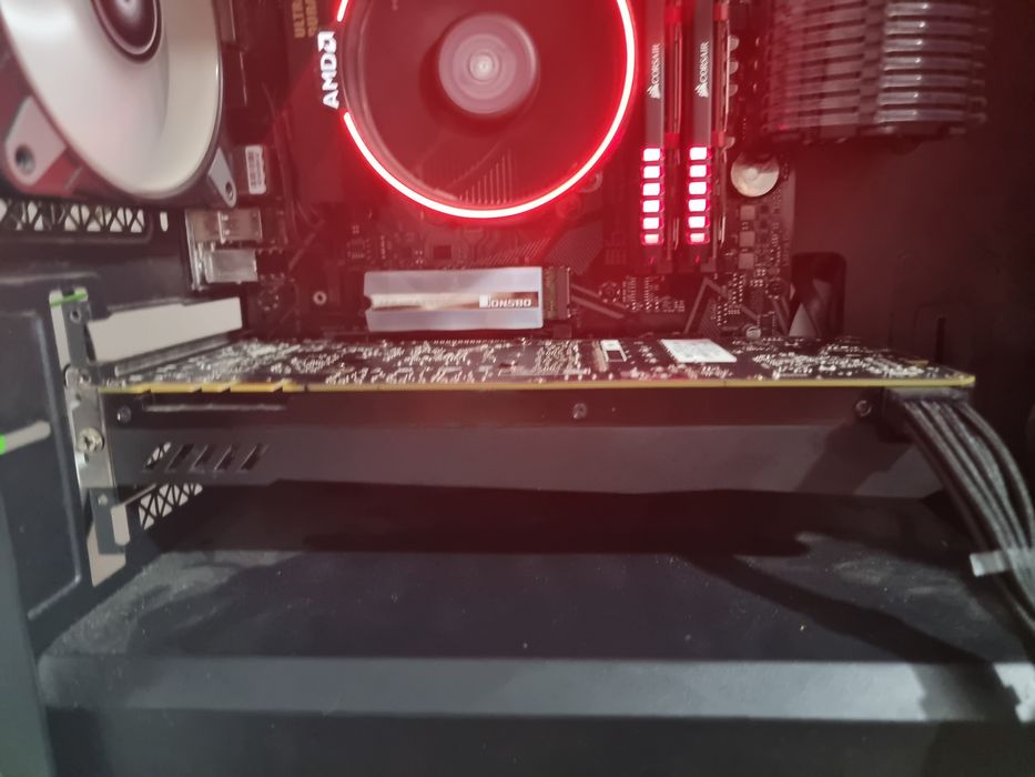 Placa video 1070 8gb DEFECTA
