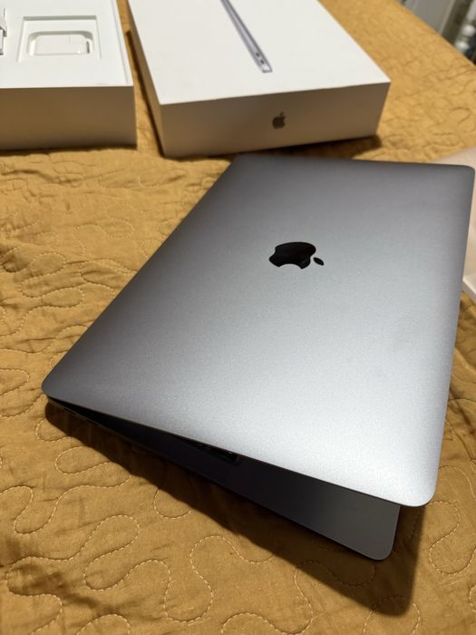 Macbook air m1  макбук