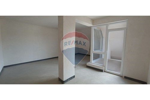 Продава апартаменти