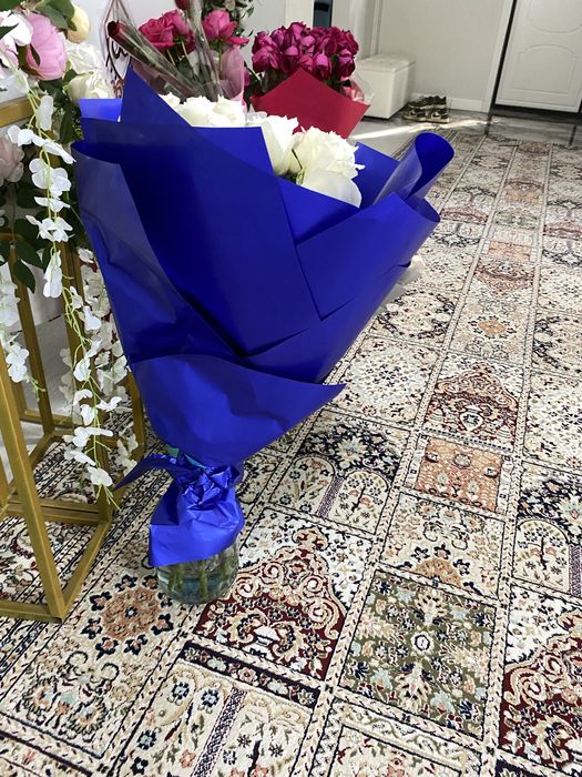 Цветы розы, белые 11шт