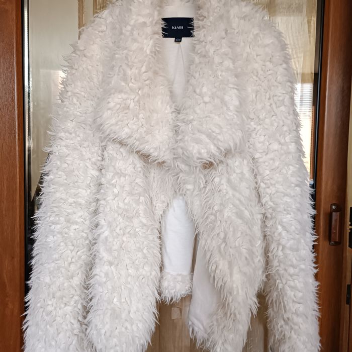 Пухкаво палтенце