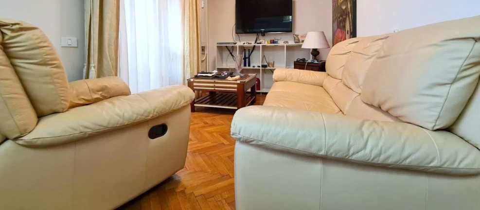 Дава се под наем Тристаен апартамент в Пловдив, Център - 74 кв.м за 188.7 € - Снимка #1