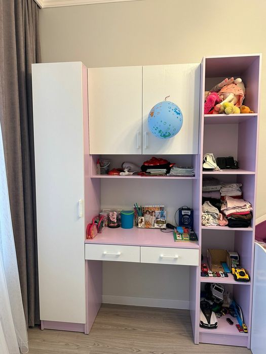 Детский шкаф в хорошем состоянии