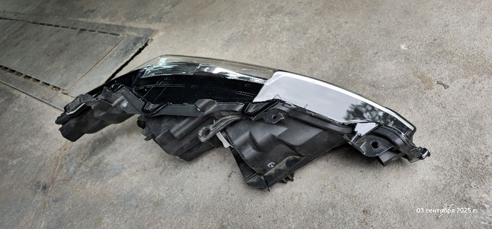 Фара Тойота Камри 70