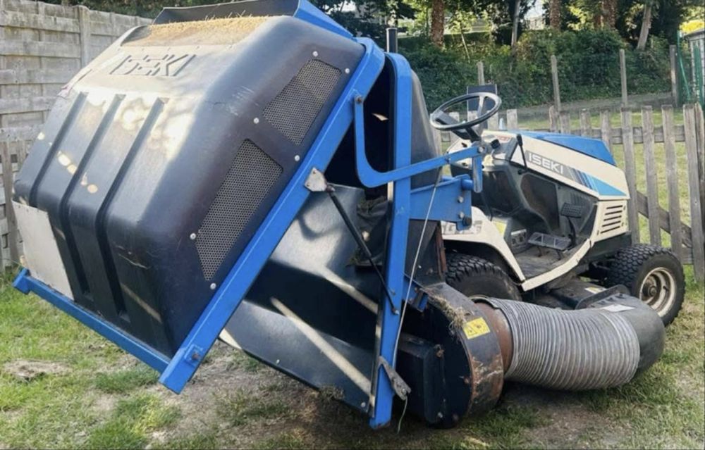 Tractoras gazon Iseki