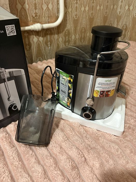 Соковыжималка в отличном состоянии