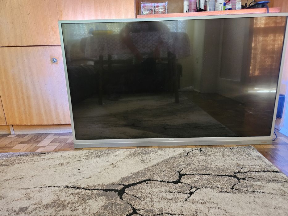 PHILIPS 49 инча,модел  PUS6482 /12   течни кристали