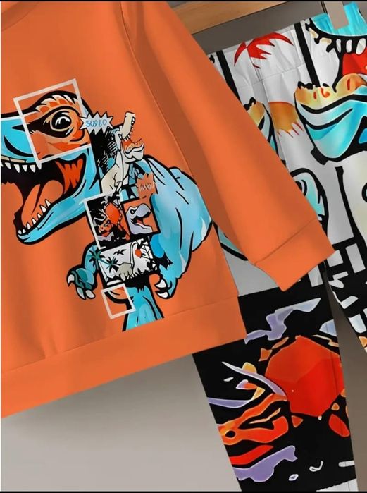 Спортивный костюм