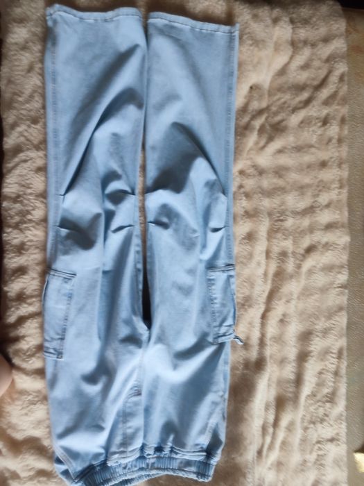 Джинсы женские .