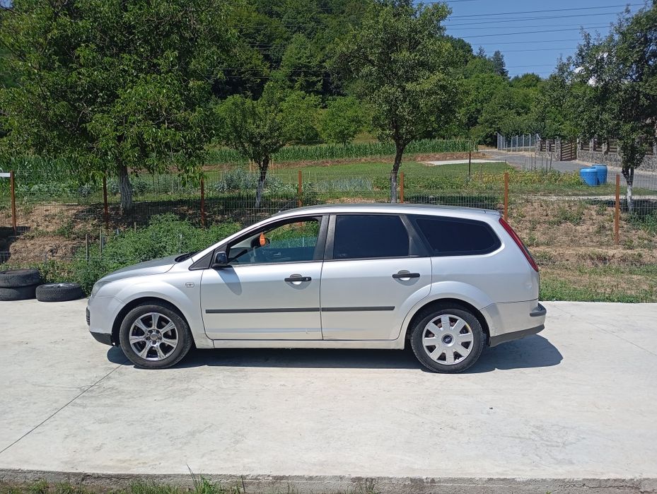 Vînd motor Ford focus 2