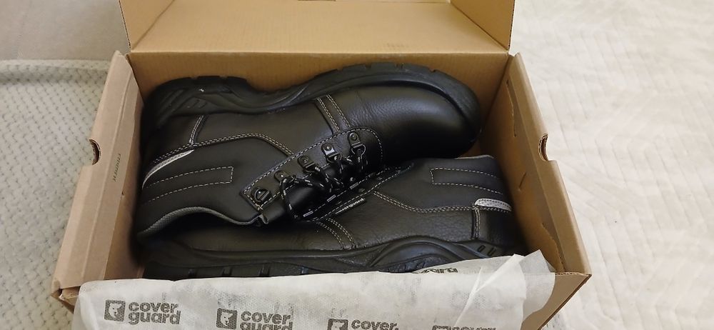 Работни обувки нови