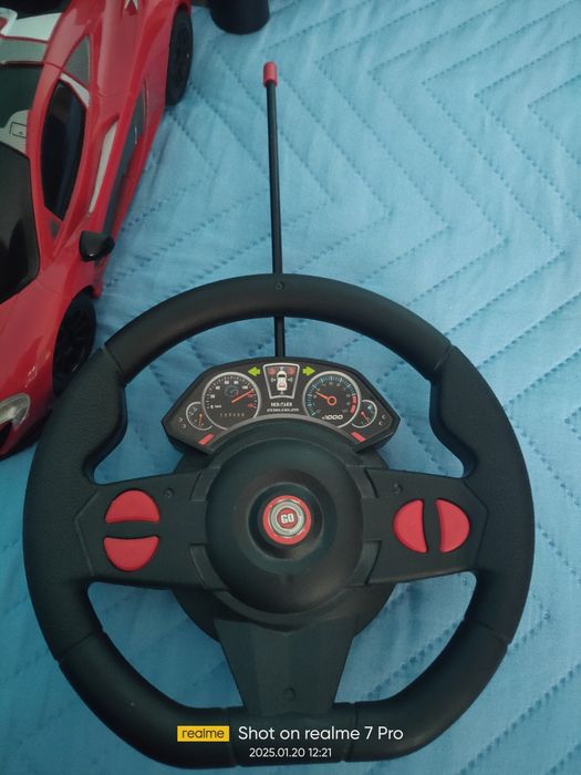 Количка с дистанционно и педали