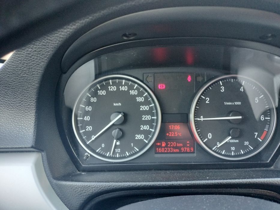 BMW 318i an 2010