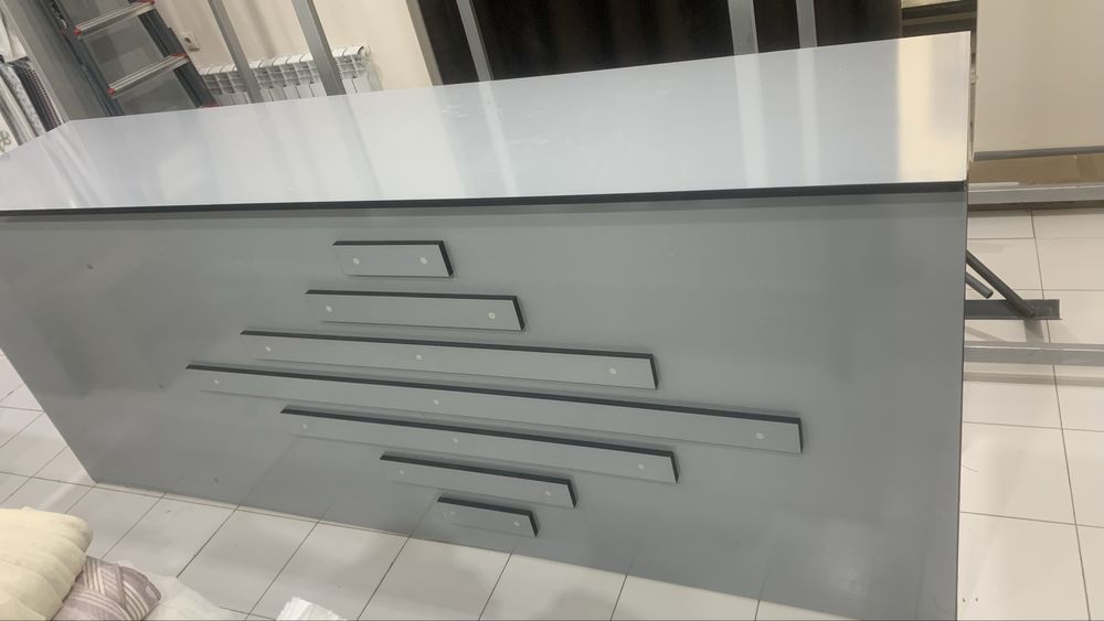 Стол сатылады магазинлерге