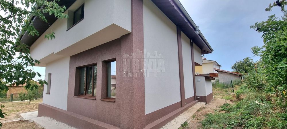 Продава се Къща в с. Здравец, Област Варна - 190 кв.м за 1132 €/кв.м - Снимка #3