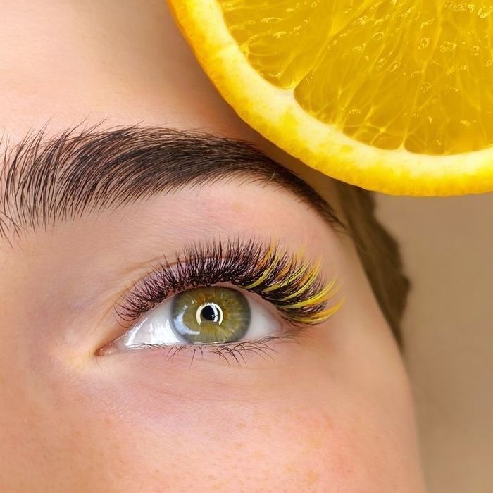 Мастер наращивание ресниц