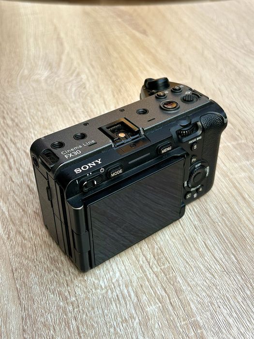 sony fx30 +sigma 18-50mm, 30mm
