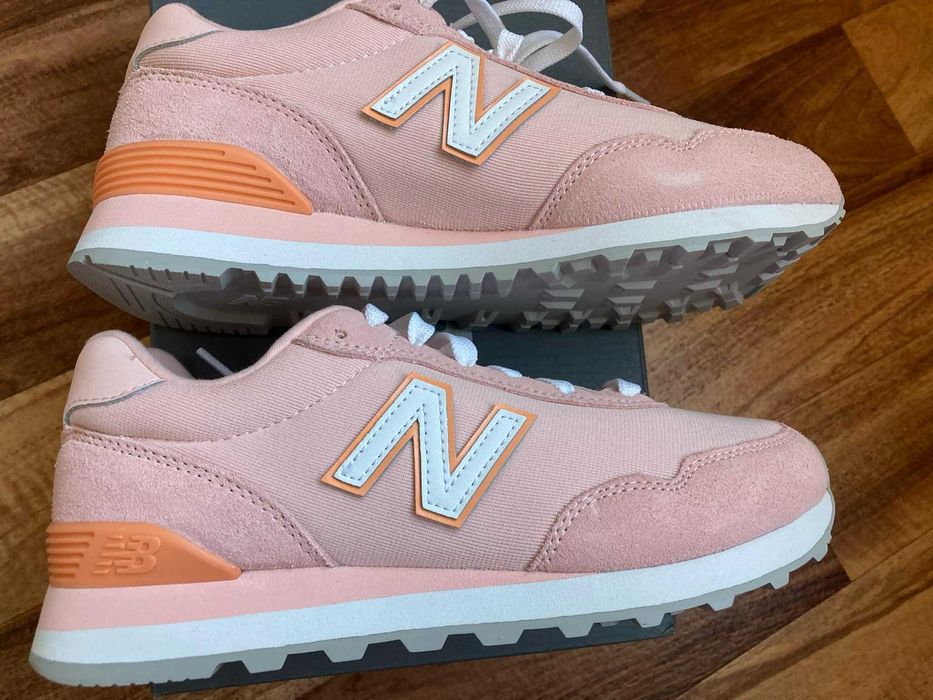 New Balance чисто нови дамски маратонки 37 номер