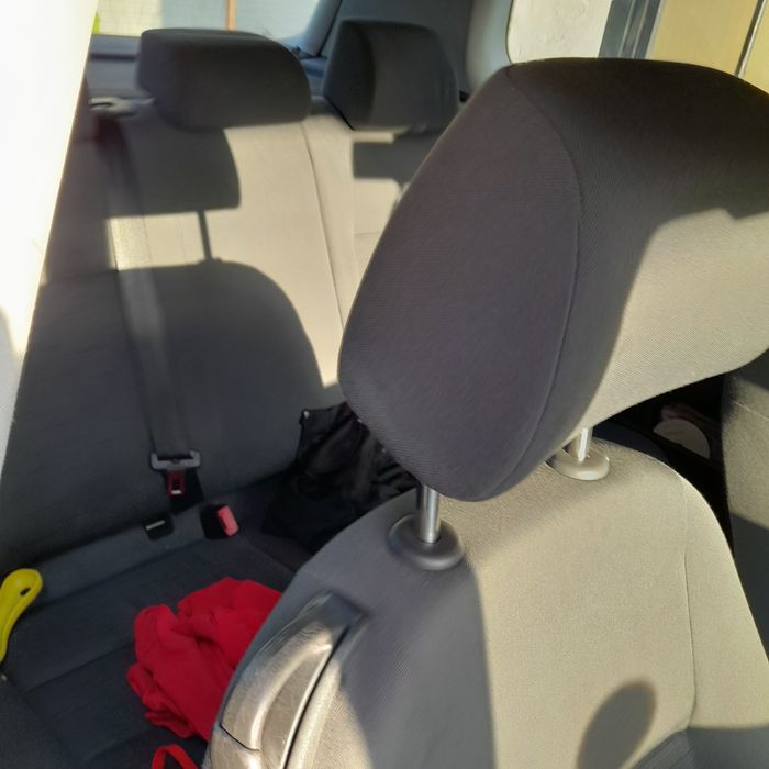 Vind  Golf 5 an 2004 1.9 TDI stare buna