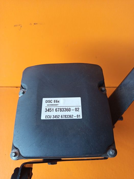 Bmw E60 E61 520d 525d 530d 530i ABS DSC помпа управление модул 6783360