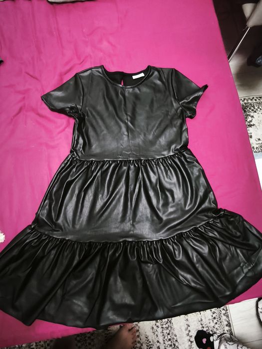 Rochie piele sintetica LC WAIKIKI 12-13 ANI că noua