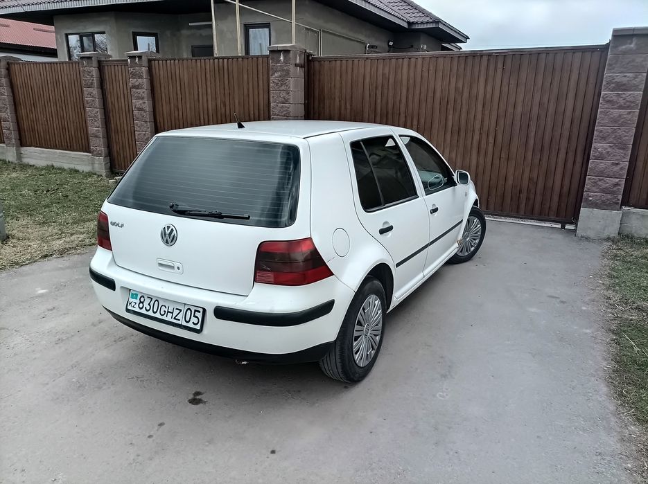 Volkswagen golf 4