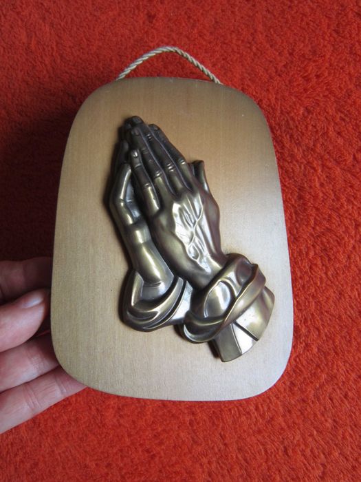 Maini in rugaciune  dupa A.Durer Germania 1970