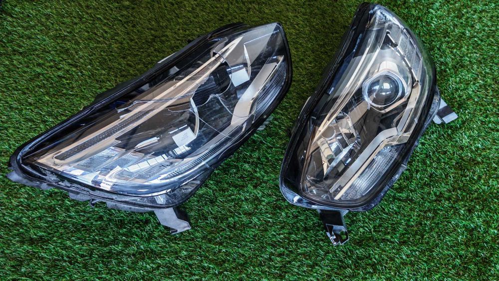 Фарове за Renault Scenic / Рено Сценик
