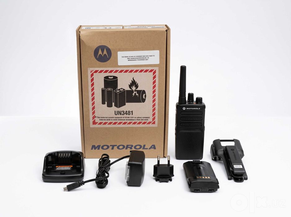 Рация Motorola XT420