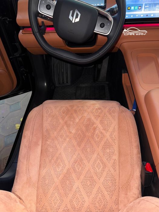 LEAPMOTOR C16 uchun chexol/Чехол для LEAPMOTOR C16