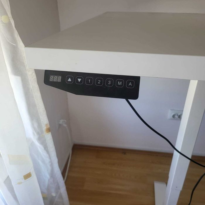Masa de birou reglabila electric pe inaltime (noua)