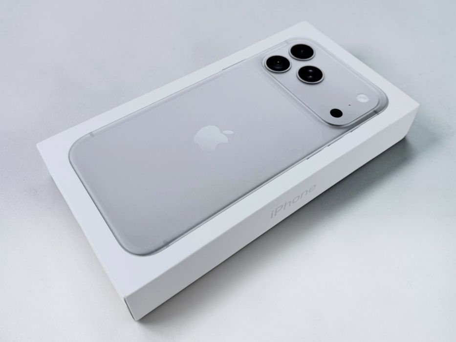 НАЛИЧЕН! Apple iPhone 18 Pro 256GB Silver Neverlock EU Гаранция!