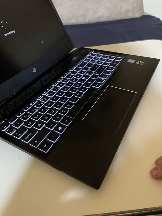 Laptop Gaming HP Omen, GTX 1050Ti, 16gb ram, i5-8300H, ssd