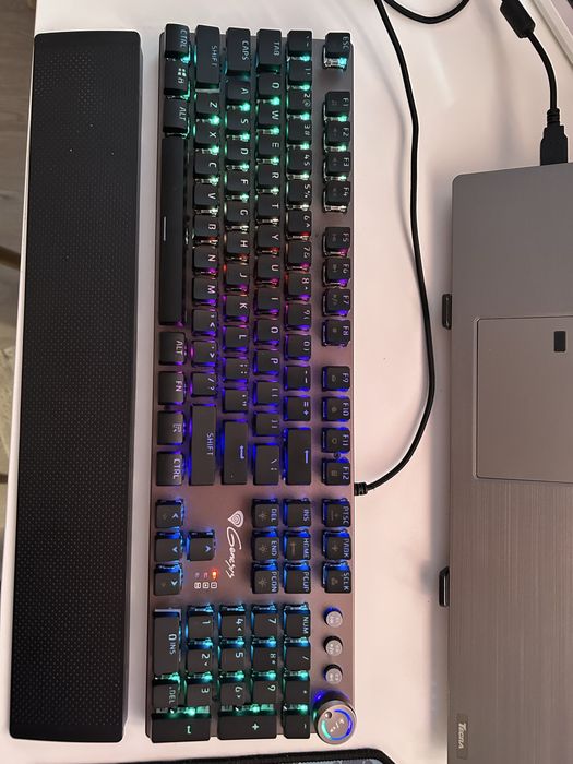 Tastatura mecanica Genesis RGB+ Mouse scorpion RGB+ Mousepd Fortnite