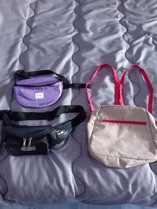 Дамски чантички за кръст