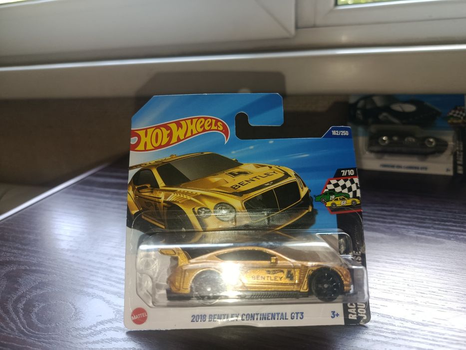 Hot wheels 2018 Bentley Continental Gt 3