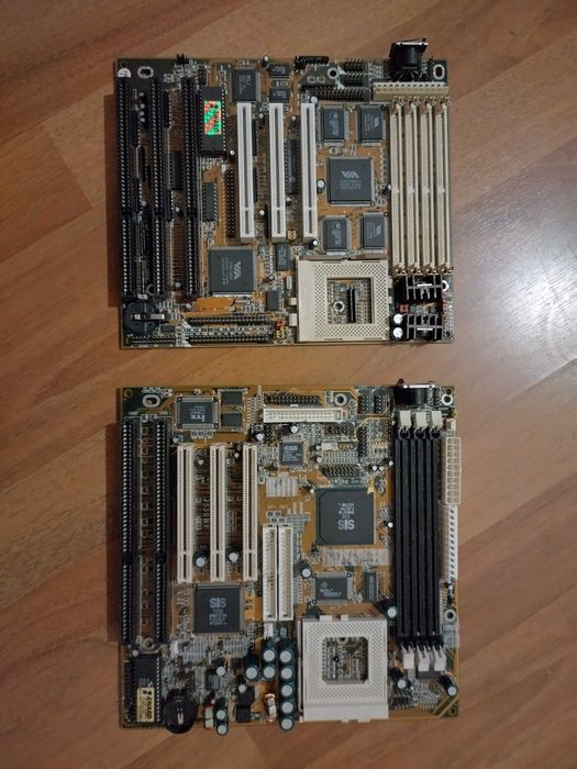 Lot placi de baza defecte socket 7 vintage