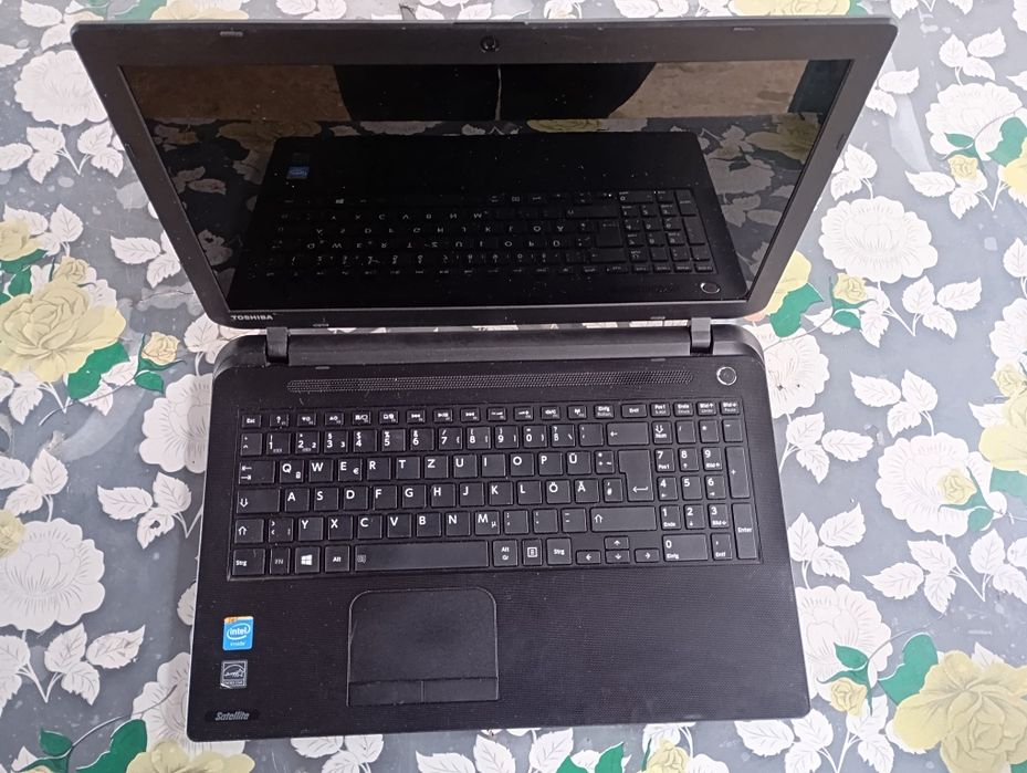 Laptop Toshiba Satelite