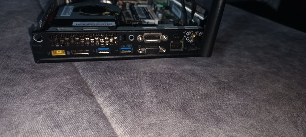 Lenovo Mini ThinkCentre M83