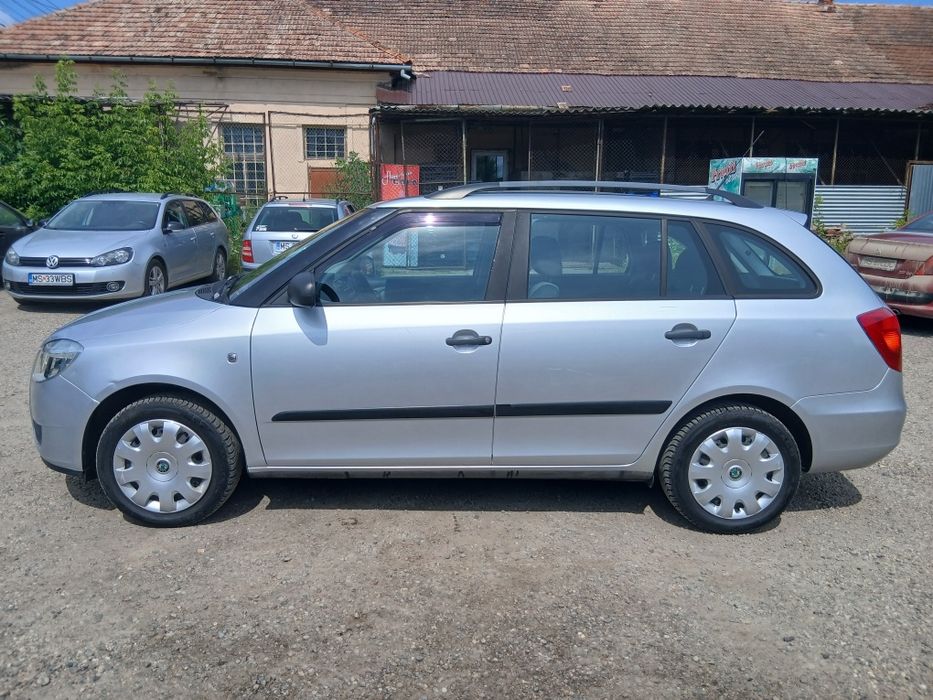 Skoda fabia 1.2 benzina recent adusa