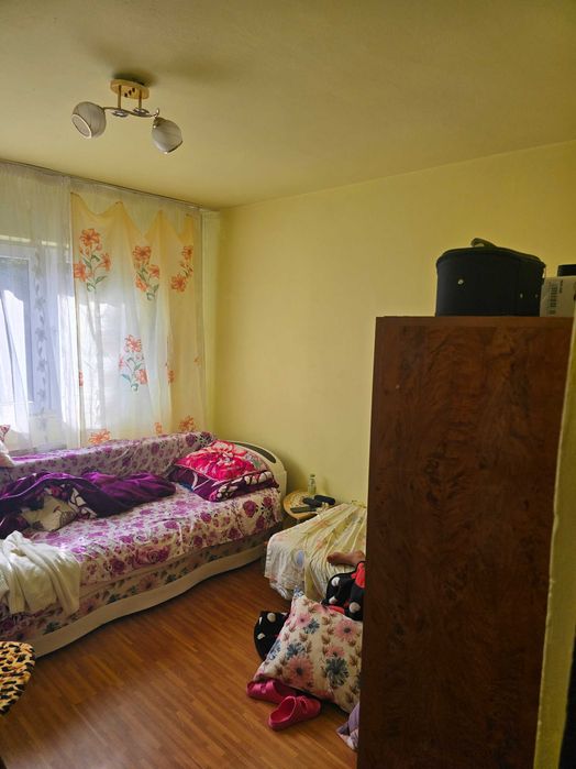 Vand apartament 2 camere situat pe strada viitorului bloc 9A, sc2,etaj 2, ap.29.  Pret negociabil 30000 de euro. Contact: 0034603258553.