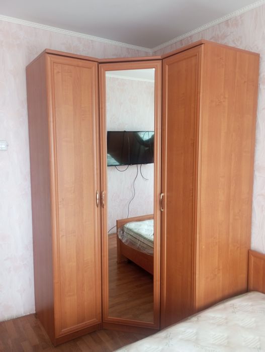 Срочно продам спальный гарнитур