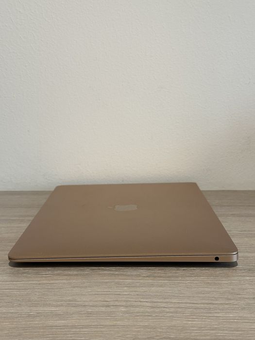 MacBook Air M1 A2337