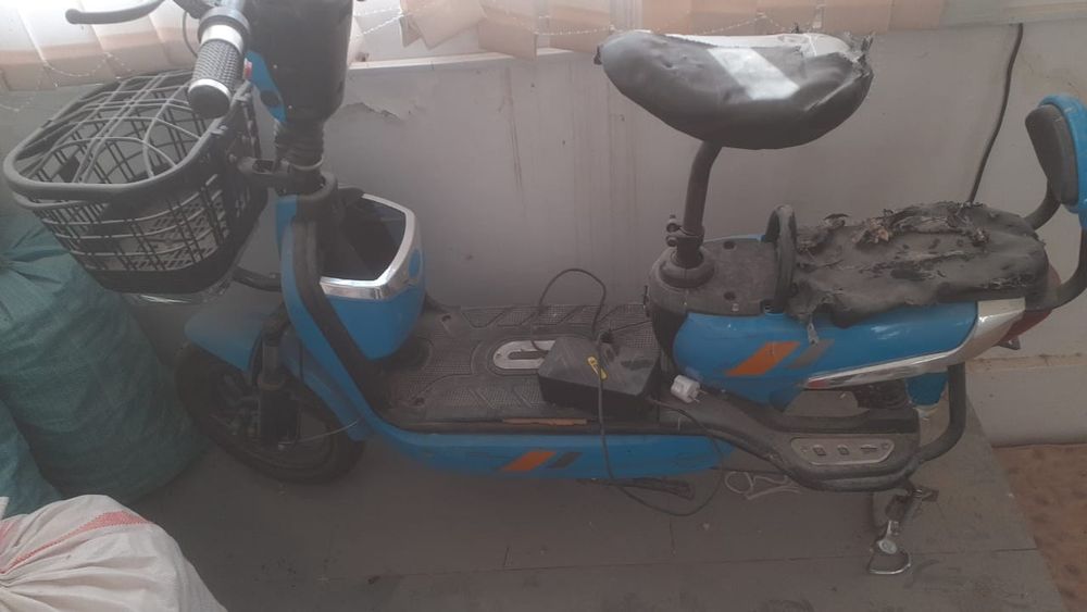 Мопет электро скутер