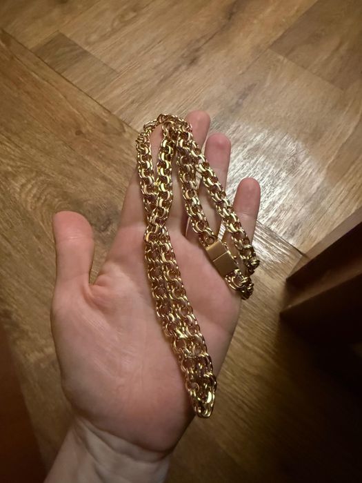 Продам золотую цепь