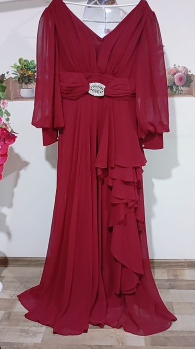 Rochii elegante diferite mărimi pentru toate gusturile
