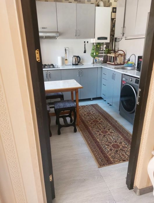 Срочно сдается дом сзади посольства России, 5 комнат.