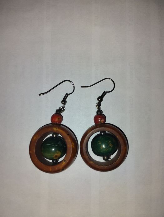 Серьги, ожерелья, браслет